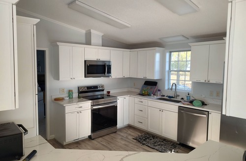 Harsens Island House | The Nest – Harsens Island Waterfront Retreat w/boat parking & Sunset Views