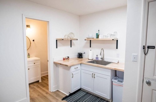 North Charleston Apartment | The Olive Nest - Cozy Large Studio on Remount