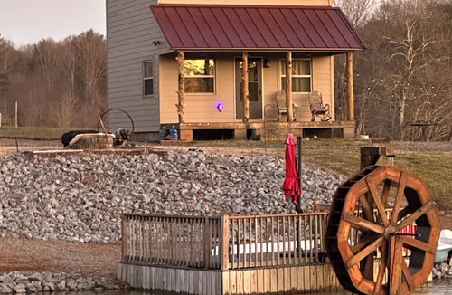 Hamptonville Cabin | The Orchard Cabin – cozy retreat among apple trees