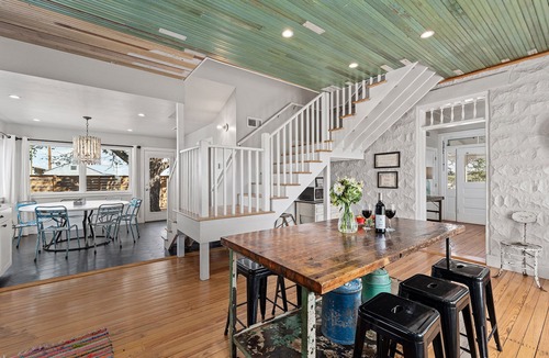 Harper House | The Oswald