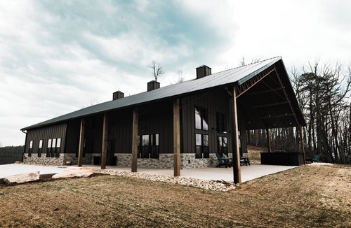 Morganton House | The Overlook at Burkemont/Near Hidden Hill Venue