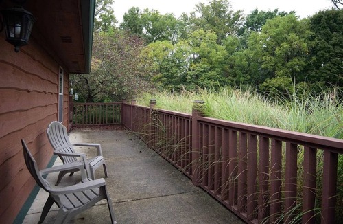 Avoca Cabin | The Overlook - Lake & Golf Retreat at Eagle Pointe