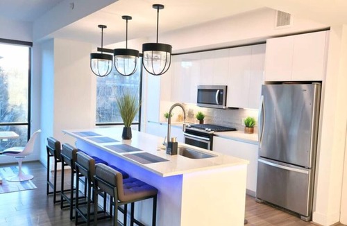 Buckhead Apartment | The Panorama Haven | Bright 3BR Luxury in Buckhead