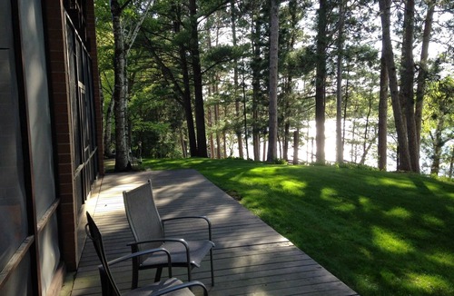 Waupaca Condo | The Perch on Round Lake, freshly renovated, outdoor fun, great restaurants!
