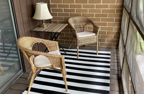 Waupaca Condo | The Perch on Round Lake, freshly renovated, outdoor fun, great restaurants!