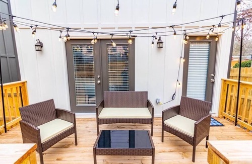Pittsburgh House | The Royal Luxe 7 minutes from downtown