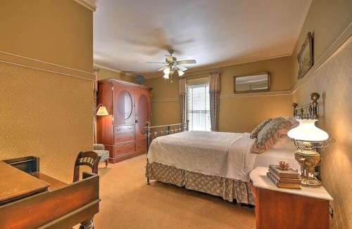Jonesborough House | The Russell Room at The Historic Eureka Inn and Event Center