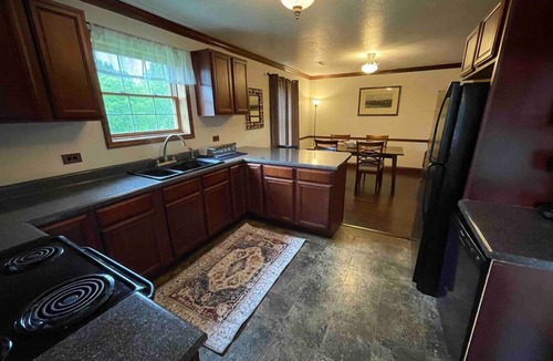 Knoxville House | The Stables Cottage