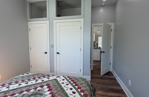 Evart Cabin | The Still Waters Cottage