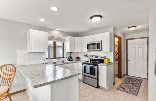 Kimberly House | The Stonegate - 2 King Beds, Fenced Yard & 2-Car Garage