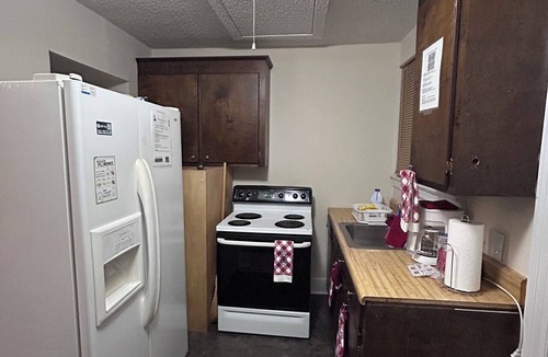 Florence House | The Sunny Cottage minutes to downtown