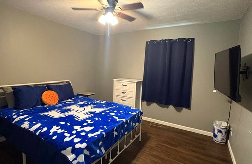 Stanton Apartment | The Swish & Stay I Cozy 2BR I 15m to RRG I Wi-Fi