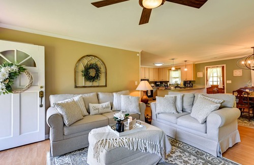 Lexington House | 'The Travis House at Lantern Springs' on Farm!