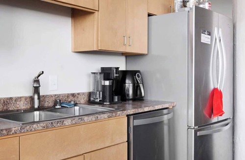 West Main Historic District Apartment | The Valhalla in Downtown Louisville with River View