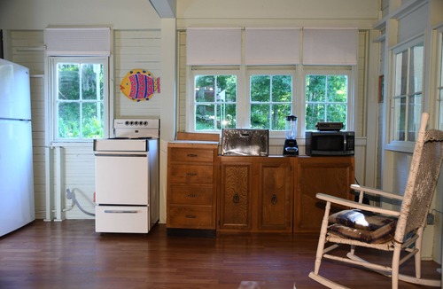 Frankfort House | The Violet Cottage
