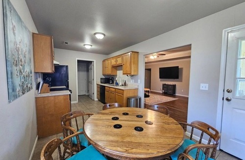 Bentonville House | The Weekender Family & MTB Retreat with garage, playhouse, firepit, sleeps 7+