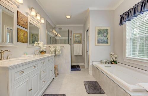 Jasper House | The Winchester House - Serene Surroundings + Close to Downtown Jasper