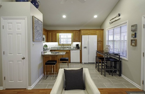 Rockwell Cottage | The WindWalker on Lake Hamilton - Kayak and Paddle Board Fun on the Lake!
