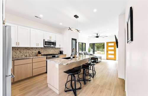 Winona Lake House | The Winona Lake Chalet 1