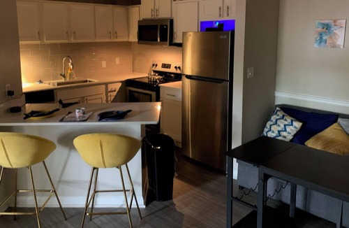 Loring Heights Apartment | This Business Executive Suite Is within walking distance of Atlantic Station.