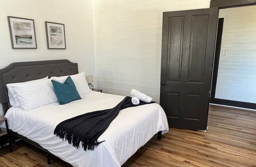Rincon House | This house is a 4 bedroom(s), 2.5 bathrooms, located in Rincon, GA.
