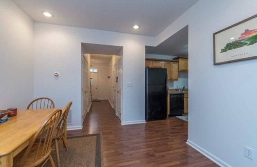 Open Gates House | This townhouse is a 4 bedroom(s), 3 bathrooms, located in Lexington, KY.
