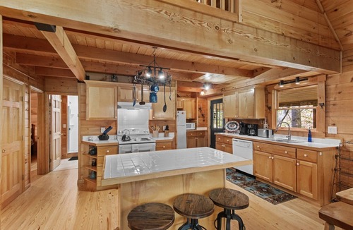 Todd Cabin | Timber Lodge - Private, Serene Cabin with Game Room for Kids