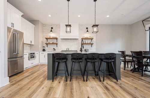 McHenry Cottage | Timber Ridge Haus by Taylor Made Deep Creek