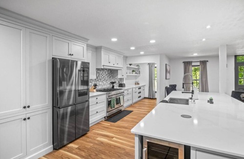 Feather Cove I House | Timberline at Giest!