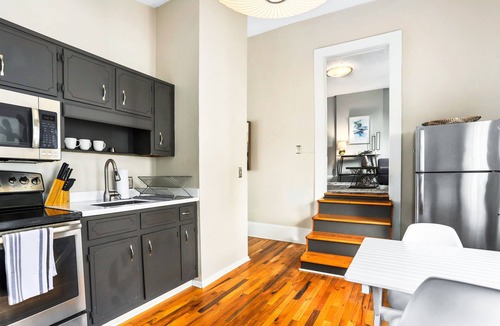 Old Fourth Ward House | Timeless Decor Meets Boho Essence | Historic Duplex by Beltline & Downtown ATL