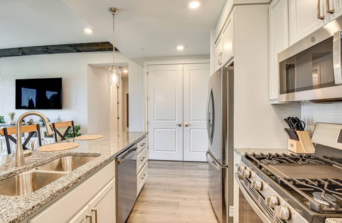 Toccoa Condo | Toccoa Condo on Golf Course w/Patio & Grill