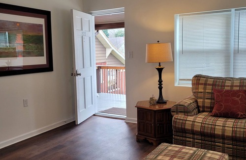 Huntington Apartment | Top-Floor Duplex Near Marshall University