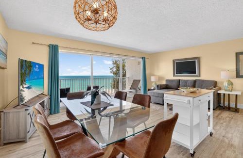 Longboat Key Apartment | Top Floor Sunset Paradise Gulf View Unit 501
