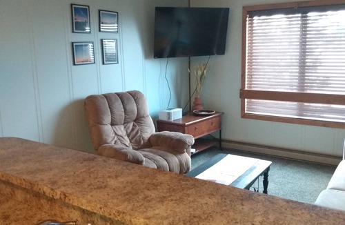 Edray Condo | Top of the World Hide Away - 212