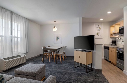 Gaithersburg Hotel | TownePlace Suites by Marriott Gaithersburg