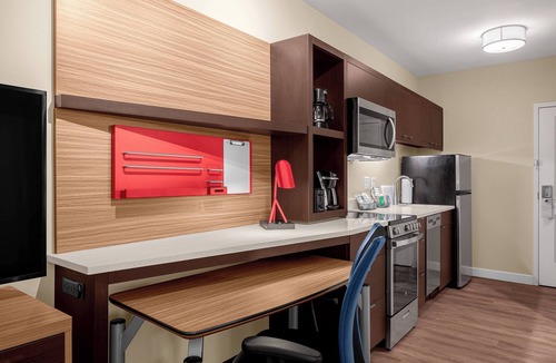 Parkdale Hotel | TownePlace Suites by Marriott Cincinnati Fairfield