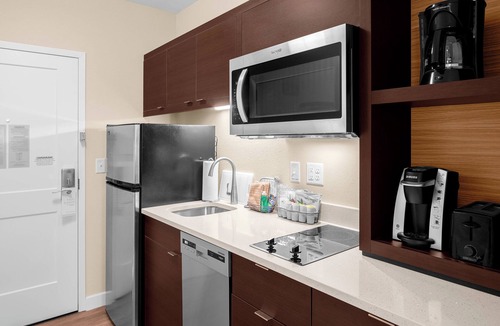 Parkdale Hotel | TownePlace Suites by Marriott Cincinnati Fairfield