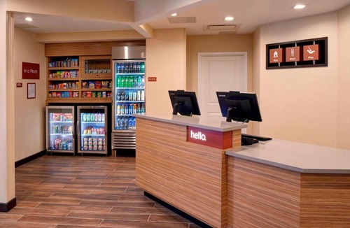 Forest Hills Hotel | TownePlace Suites by Marriott Grand Rapids Airport