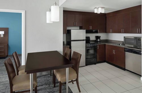 Springfield Hotel | TownePlace Suites Springfield