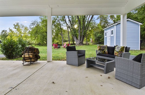 Hamilton House | Trailside Retreat in breathtaking Western Loudoun