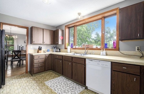 Northport House | Tranquil 5-bedroom home on a working Cherry Farm.