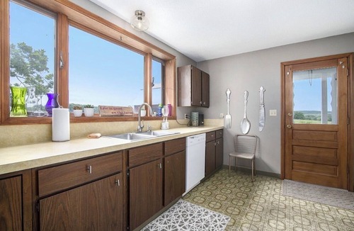 Northport House | Tranquil 5-bedroom home on a working Cherry Farm.