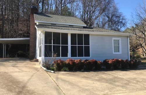 Kings Mountain House | Tranquil Country Home with Beautiful Crowders Mountain View