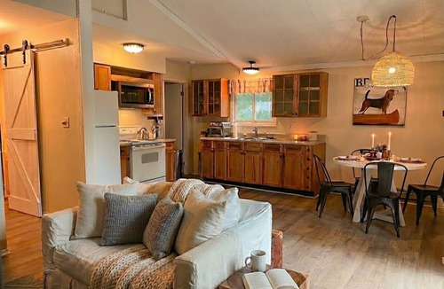 Lake Ann House | Tranquil Lakefront Cottage near Traverse City, Interlochen, Dunes, skiing, Pet