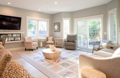 Norton Shores House | Tranquil Shores Relax on Lake Michigan 4BR, 4BA