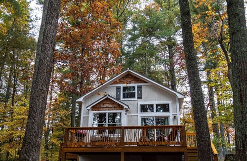 Fletcher Ski Chalet | Tranquil, wooded chalet near Asheville and Hendersonville