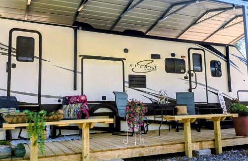 Washington County House | Travelers' Retreat