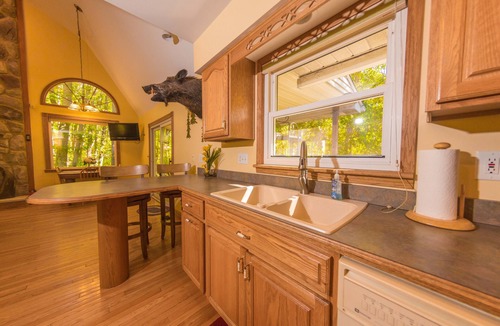 Peebles House | Treat Yourself to this Spacious Home on 5 acres! Private Getaway in Adams Cty!