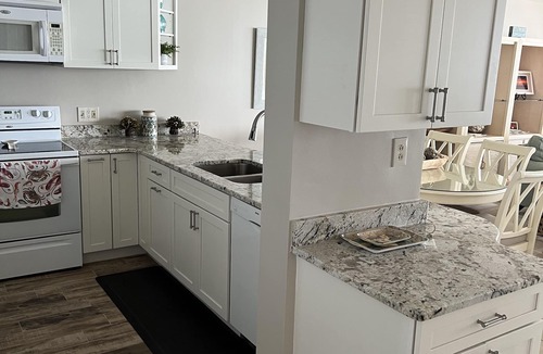 Garden City Condo | Treat yourself to One Ocean Place!