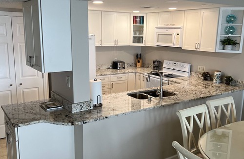 Garden City Condo | Treat yourself to One Ocean Place!